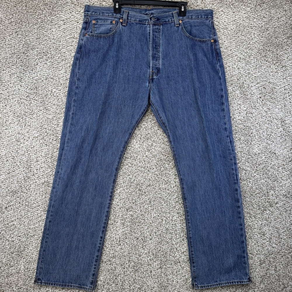 Levis 501 Jeans Men's Size 40x32 Blue Medium Wash Straight Leg Button Fly Modern